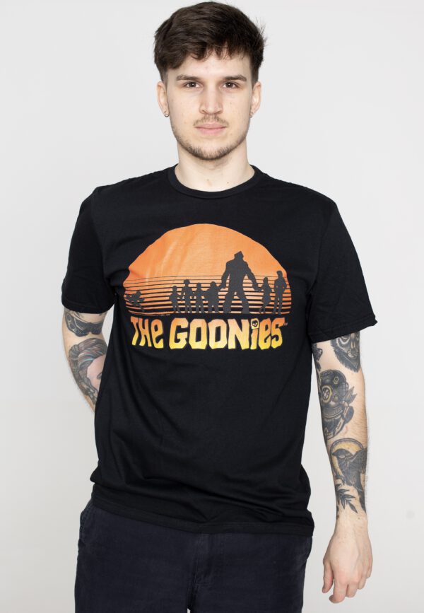 The Goonies - Sunset Group - - T-Shirts